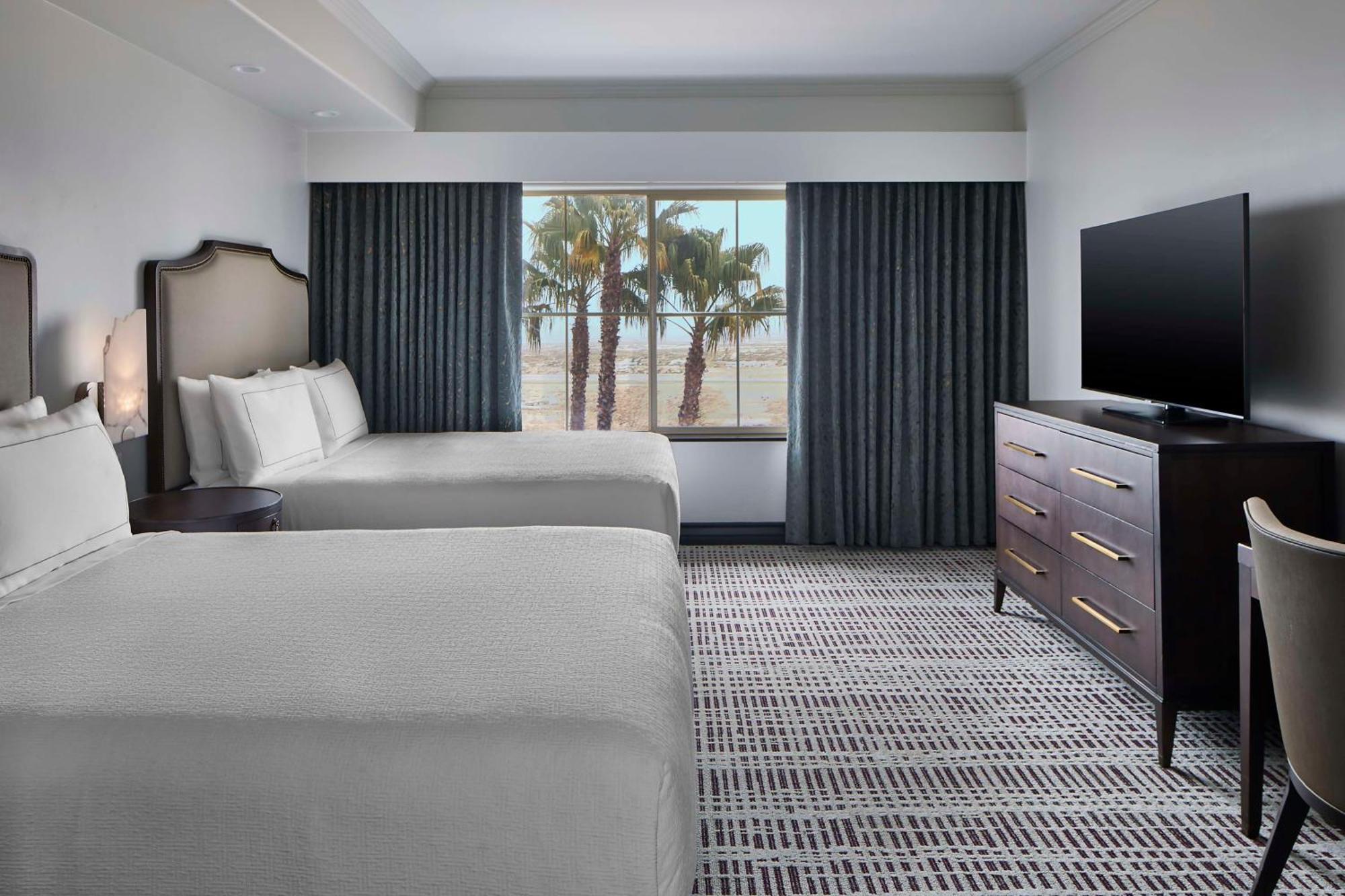 Bellasera & Paso Robles, Tapestry By Hilton Paso Robles
