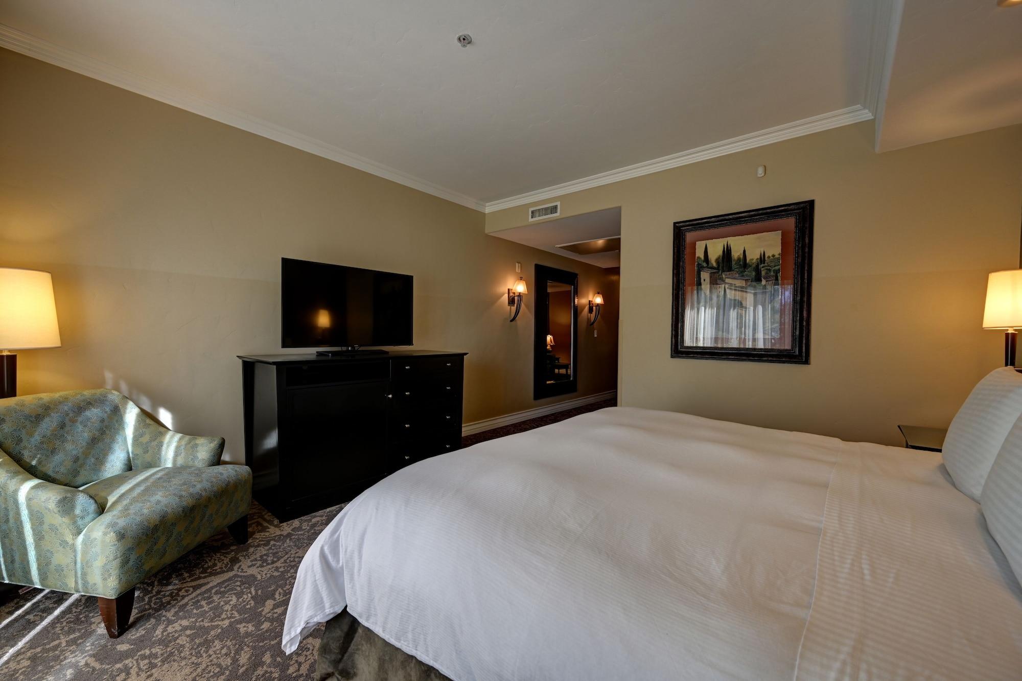 Hotel Bellasera & Paso Robles, Tapestry By Hilton Paso Robles