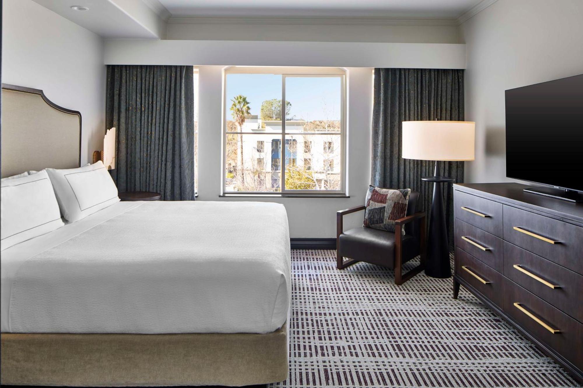 Bellasera & Paso Robles, Tapestry By Hilton 4* Paso Robles