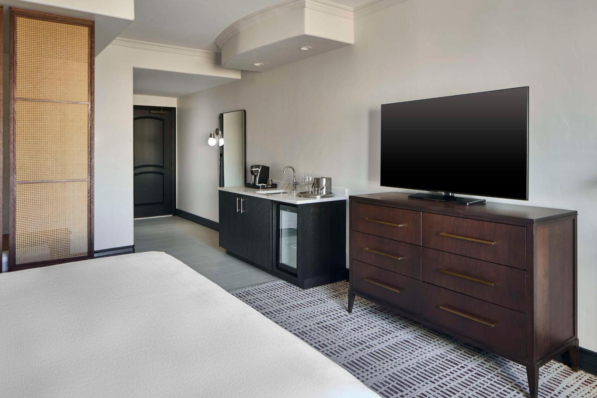 Hotel Bellasera & Paso Robles, Tapestry By Hilton 4*